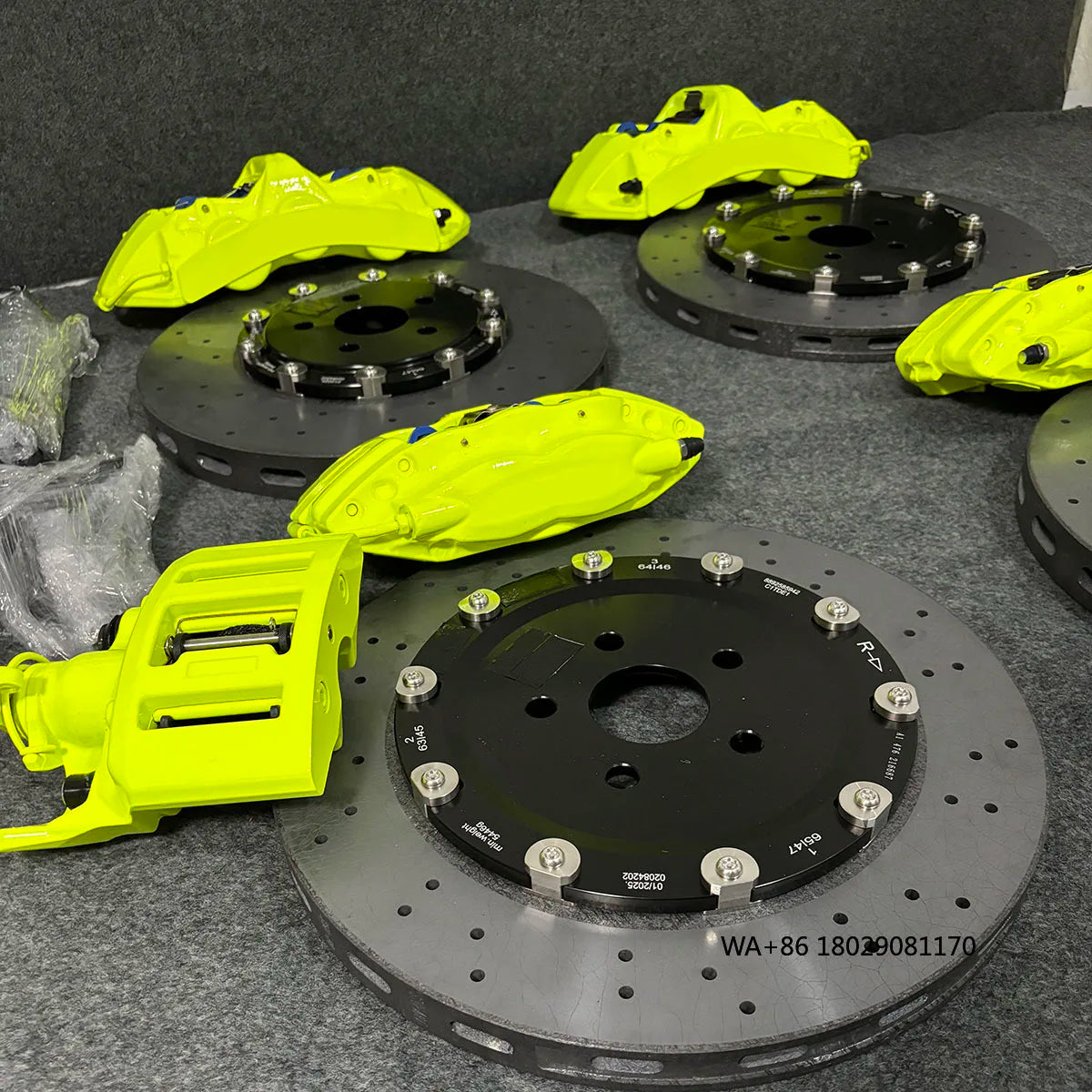 LuxRide™ Light Weight Carbon Ceramic Brake Disc + 6 Piston For CT200